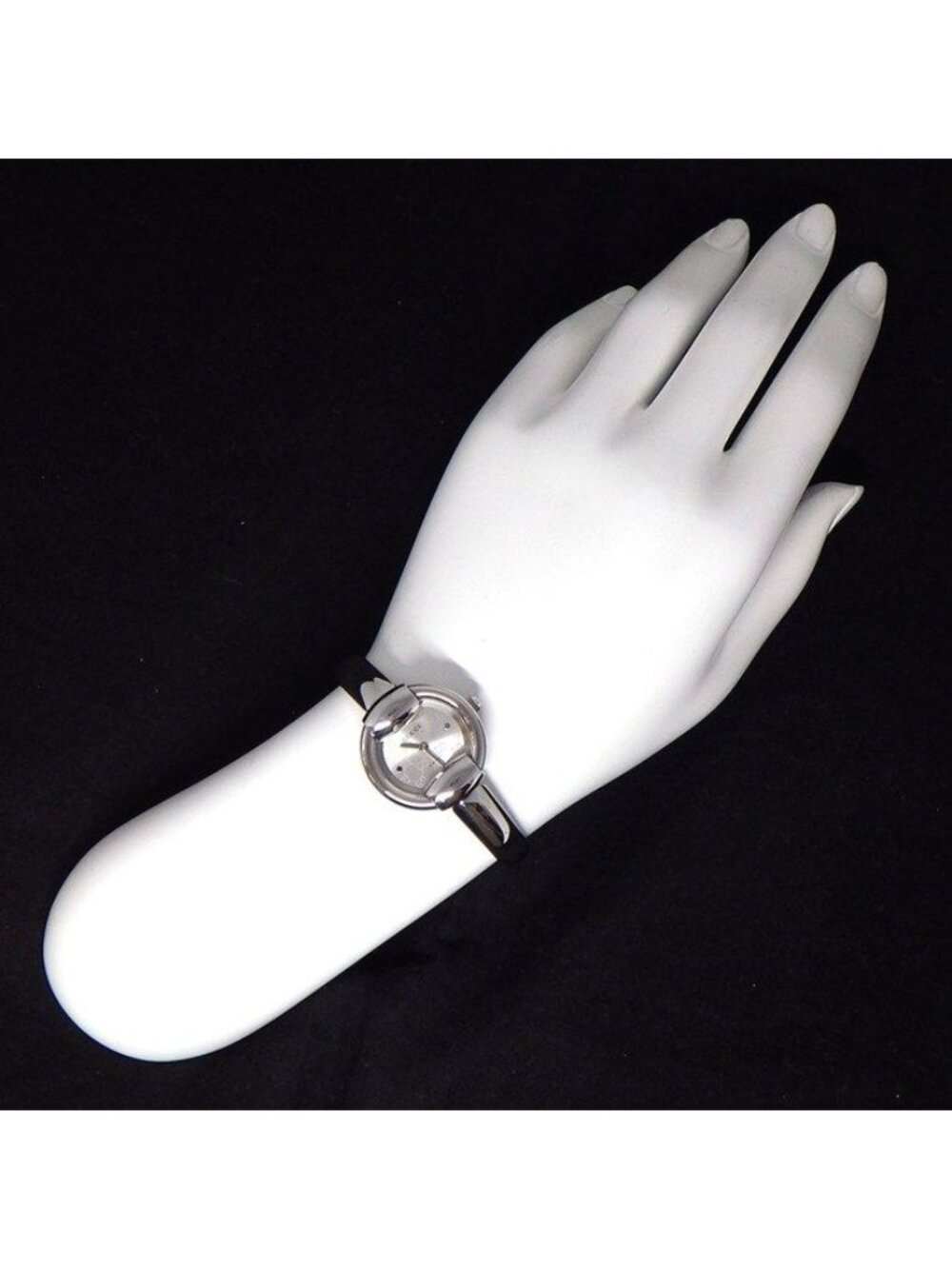 Gucci Watch Bangle Round GG Sunray Silver Dial SS - Picture 9 of 12